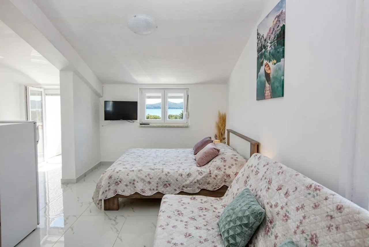 Apartments With A Parking Space Biograd Na Moru, Biograd - 863 0*,  Croatia