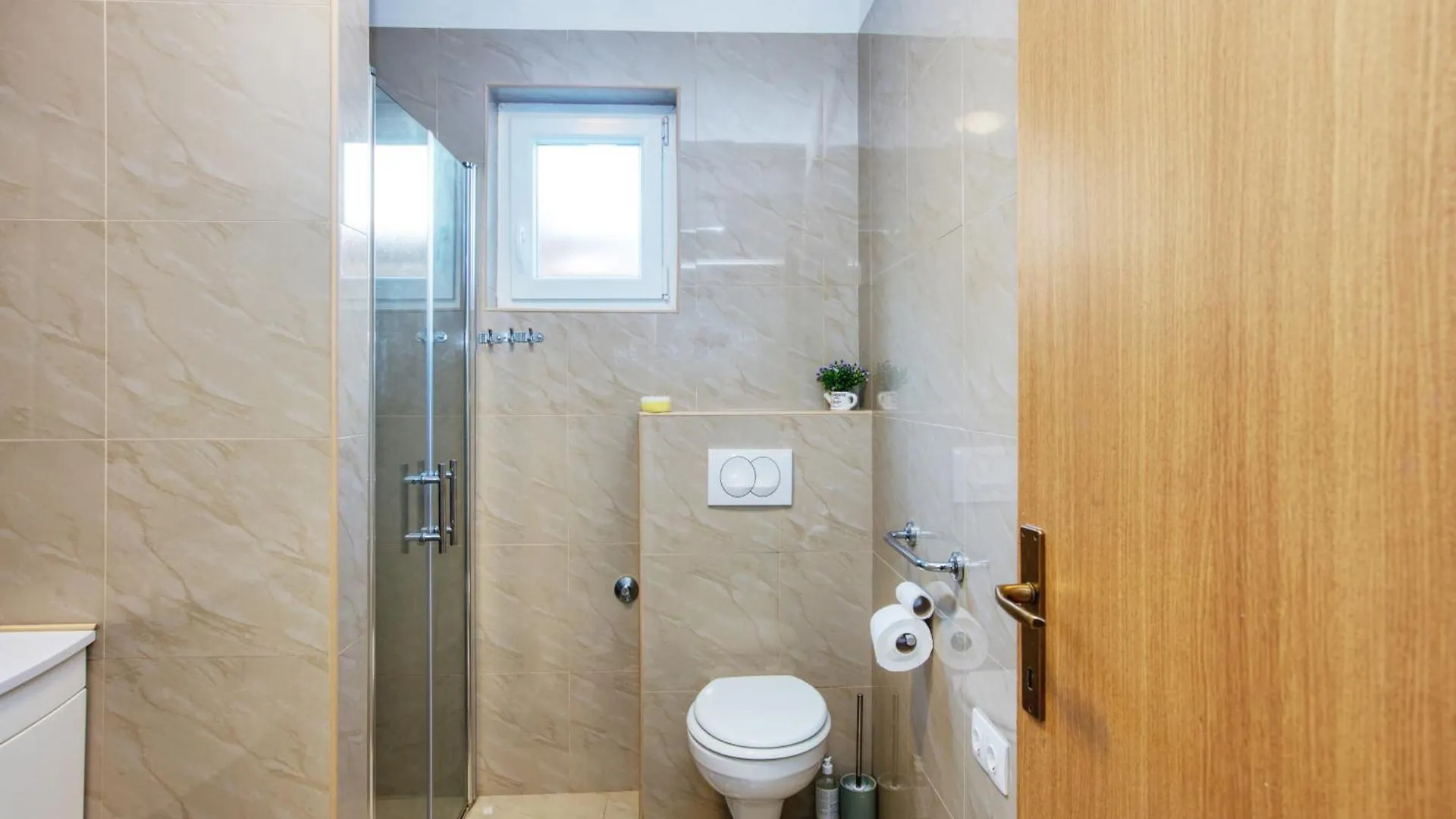 Apartments With A Parking Space Biograd Na Moru, Biograd - 863 0*,