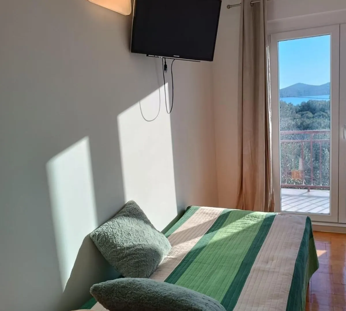 Apartments With A Parking Space Biograd Na Moru, Biograd - 863 0*,